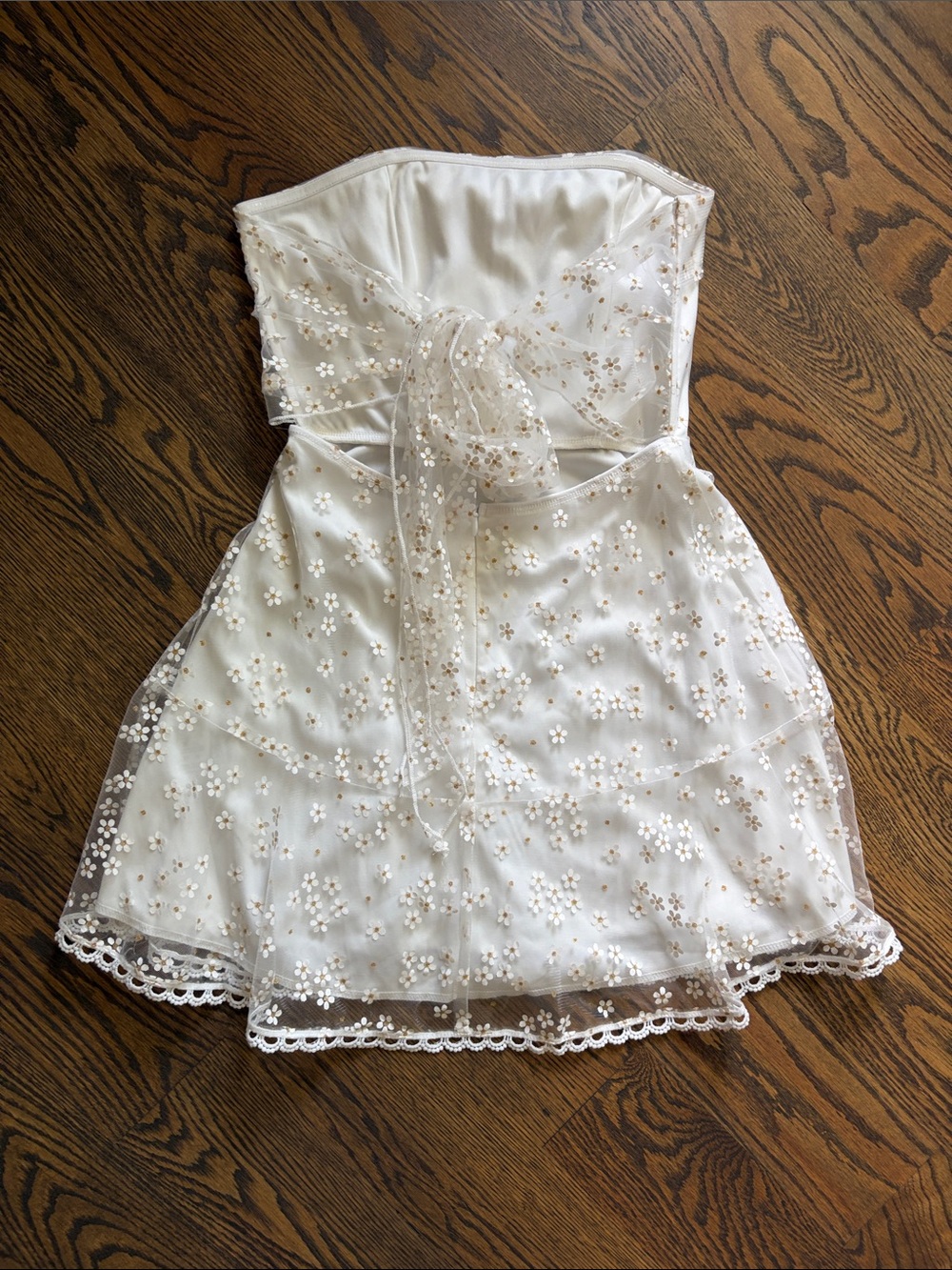 Lucy in the Sky Strapless White Floral Mini Dress - Picture 3 of 4